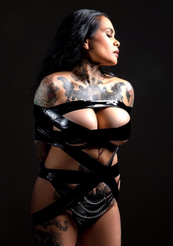 17131_BLACK_04.jpg